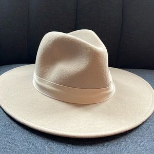 Madewell x Biltmore shaped felt hat